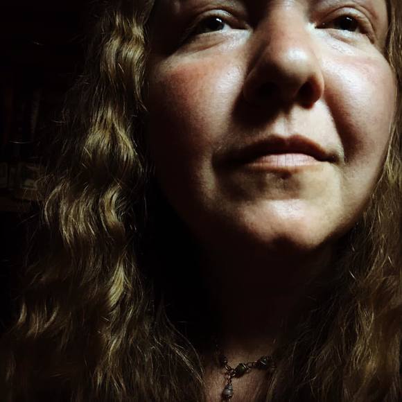 Meet your Posher, Candis - Picture 1 of 1